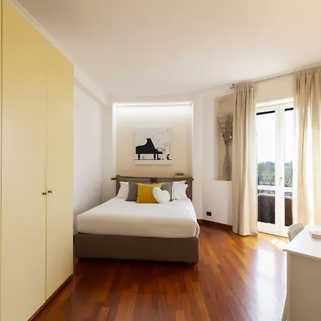 The - Floor Appartamento Milano